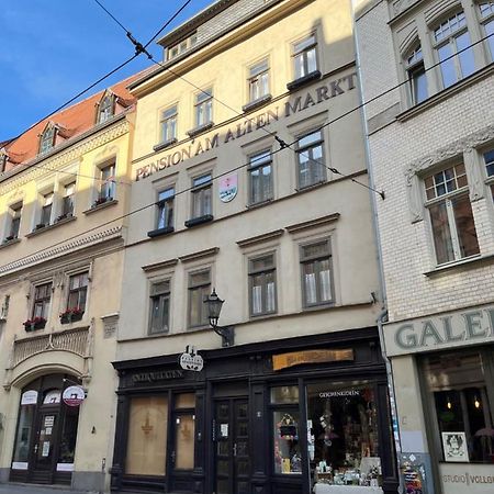Pension Am Alten Markt Хале Екстериор снимка